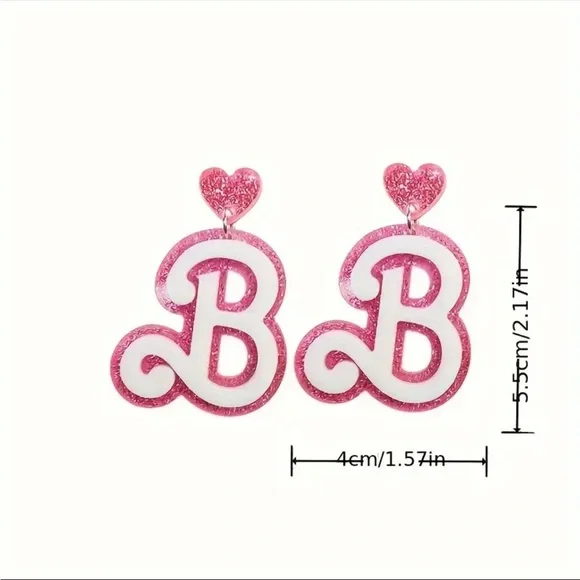 💕💕 Barbie “B” Iconic Pink Dangling Earrings 💕💕 - Picture 2 of 2
